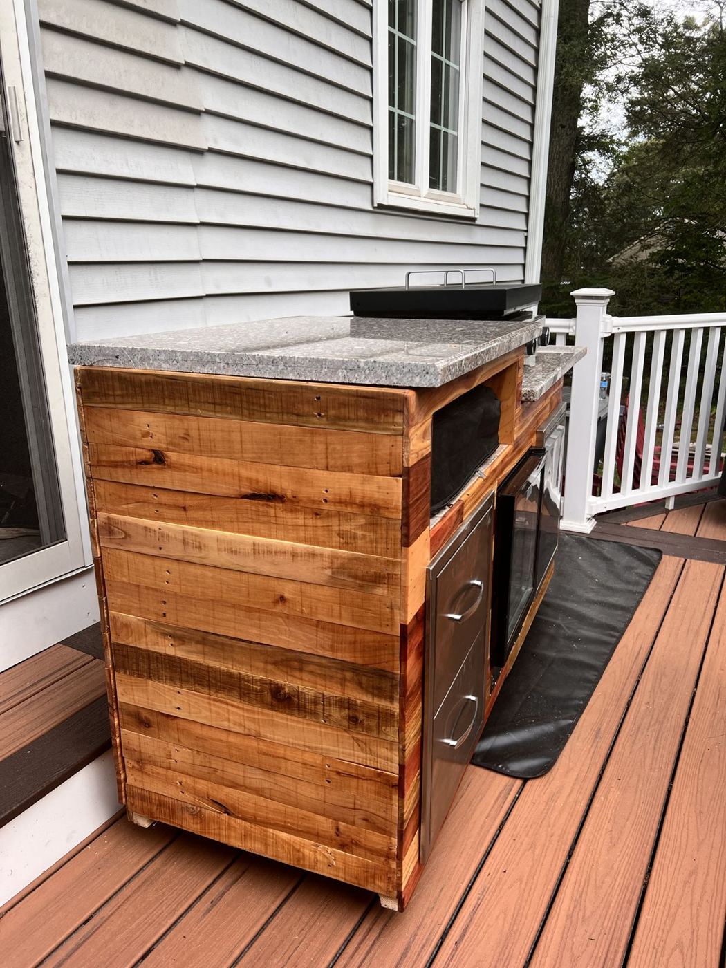 Side view on the deck